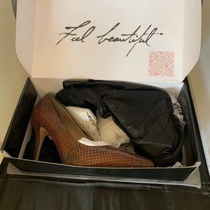 NEW! WHBM "Olivia Whiskey" Exotic Print Pump  White House Black Market-Size10